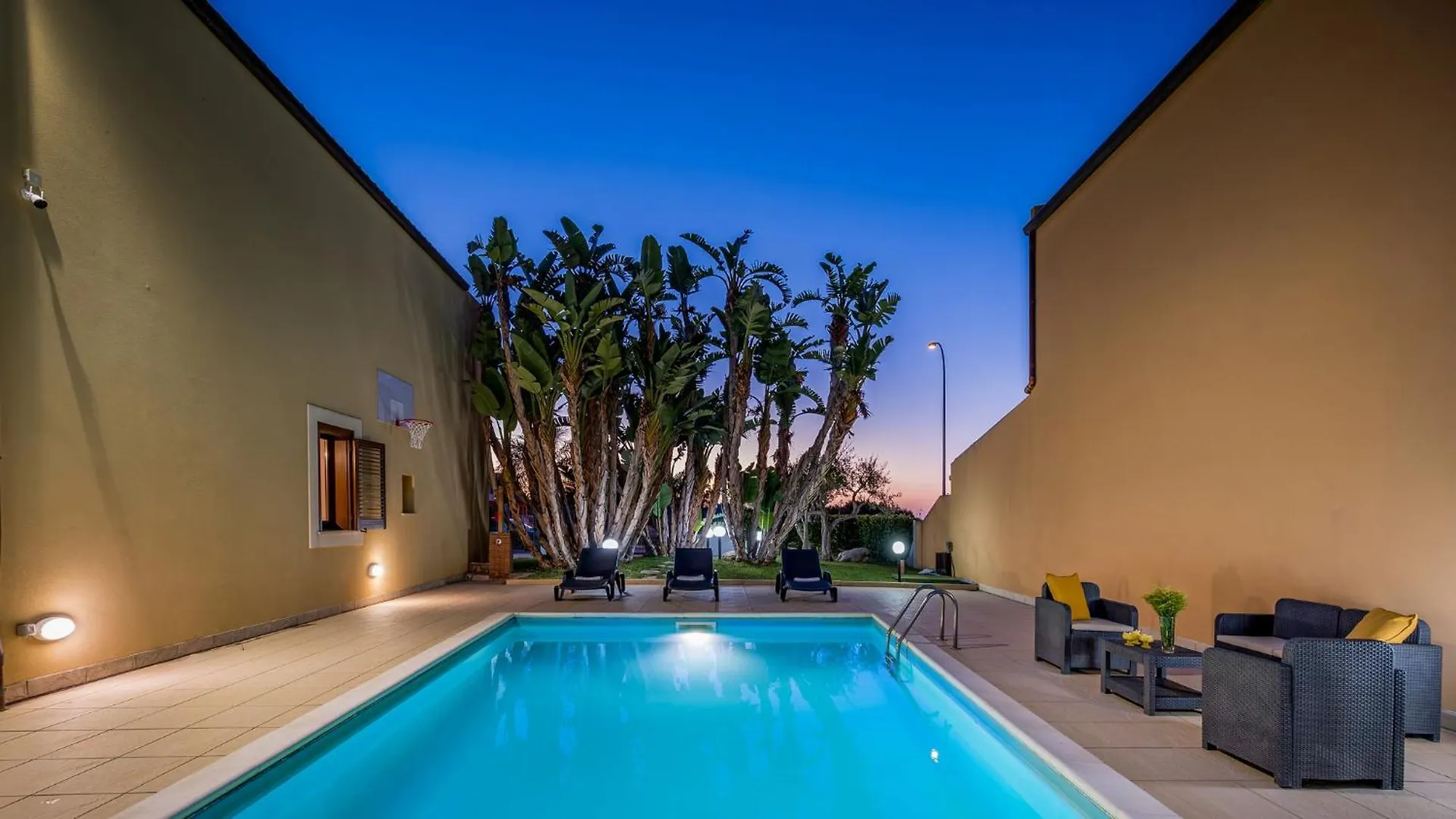 Villa Delle Sirene 6, Emma Villas فالديريتْشّي