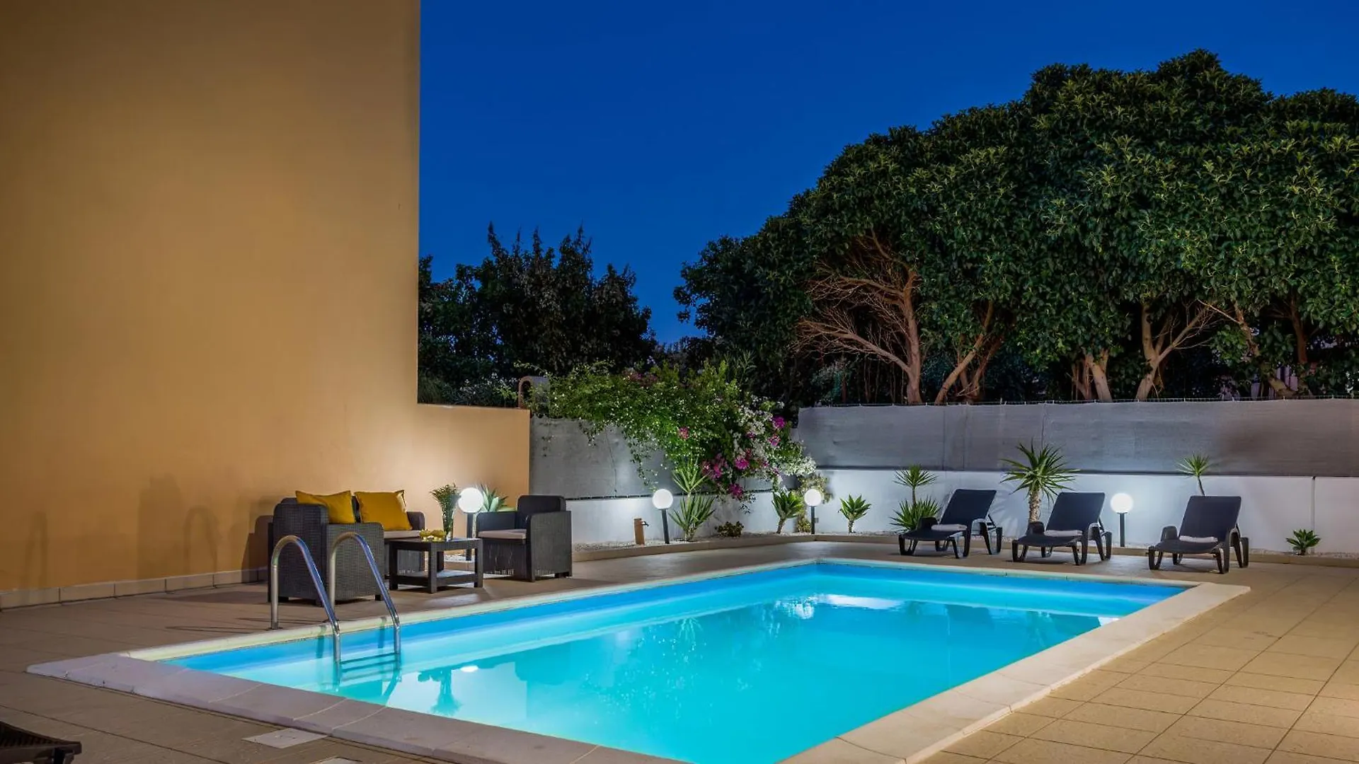 Villa Delle Sirene 6, Emma Villas فالديريتْشّي